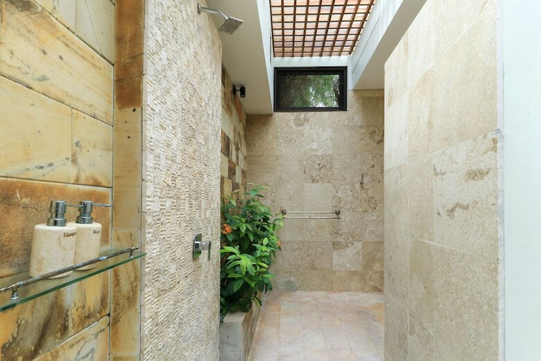 Bali Santi Villa