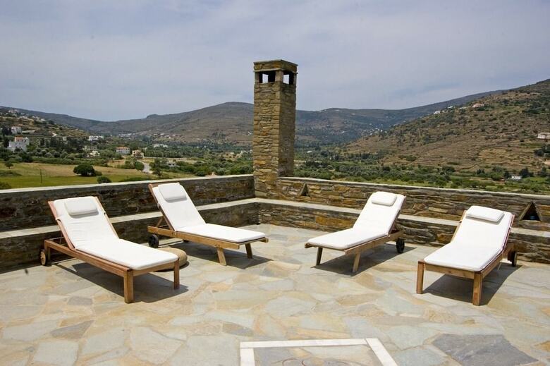 Nicolas Hotel Apartments
