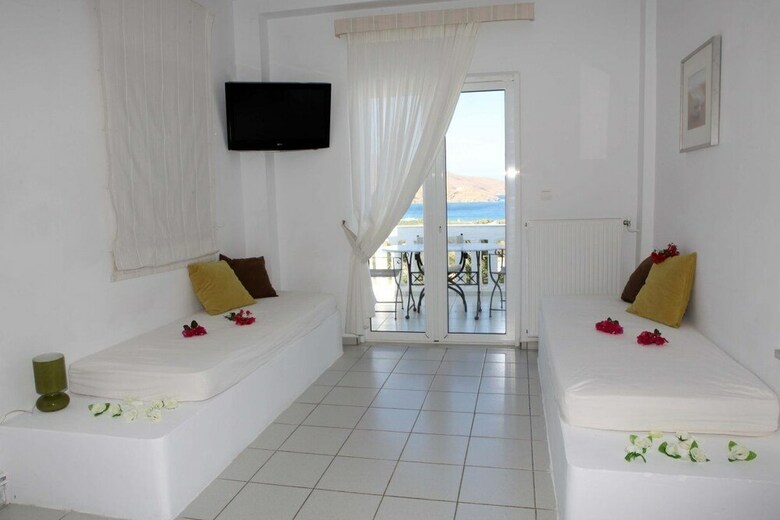 Nicolas Hotel Apartments