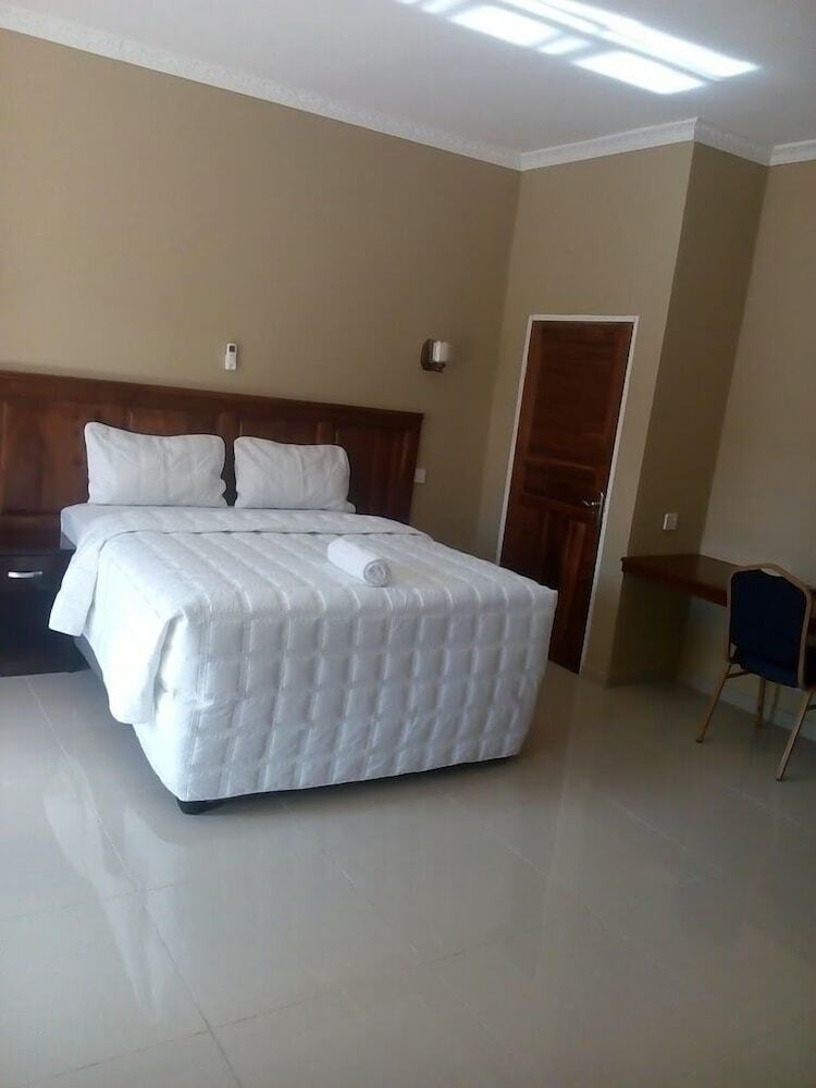 Aparthotel Eliba Apartments