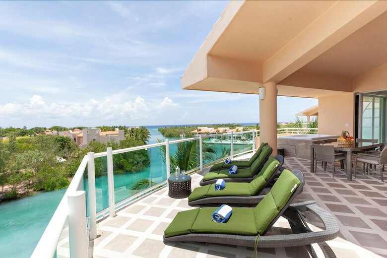 Gran Peninsula 3br Condo By Rmh