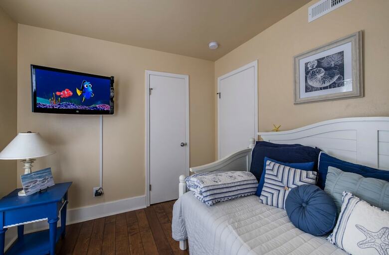 3729 Ocean Park Sanctuary