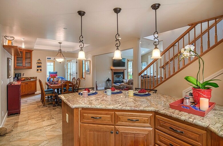 3646 Seashore Retreat
