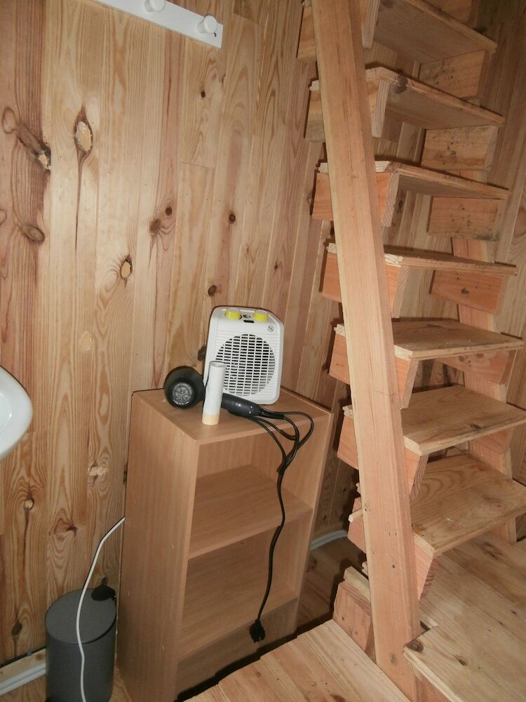 Cabane Dans Les Arbres - Le Nid Dans Le Ch�ne