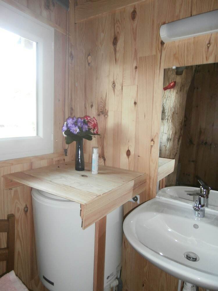 Cabane Dans Les Arbres - Le Nid Dans Le Ch�ne