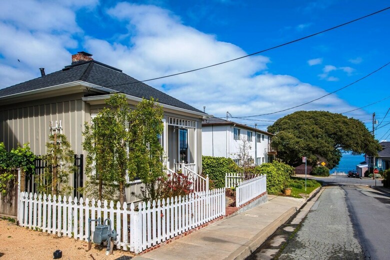 3746 The Guest House