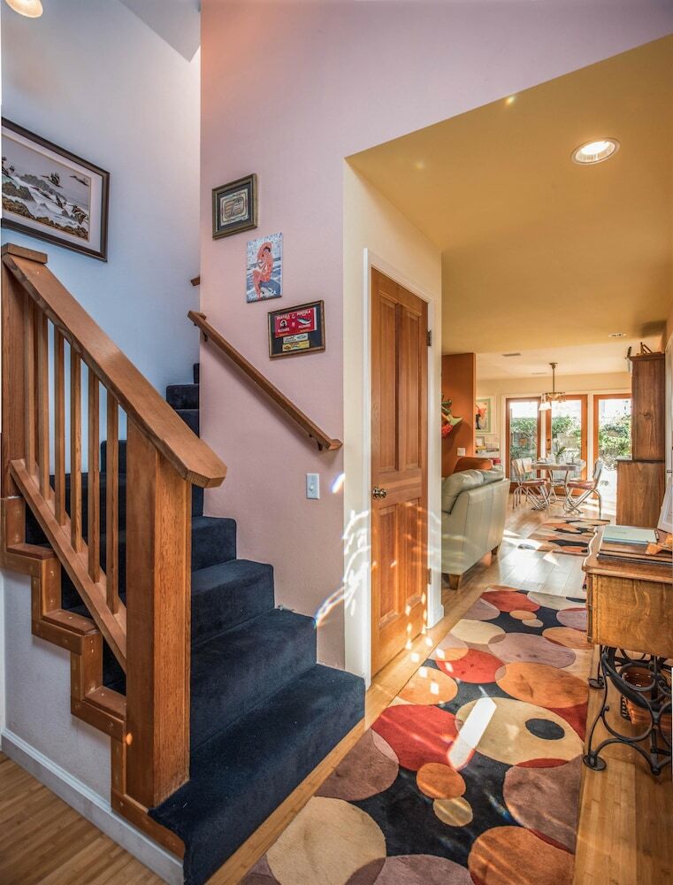 3743 Pelican Peaks