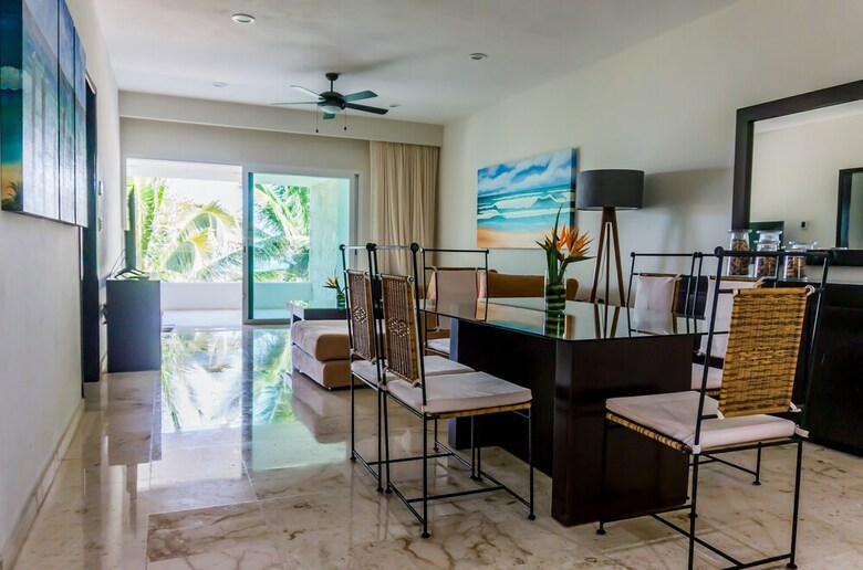 Casa Coral - Luxury Condos