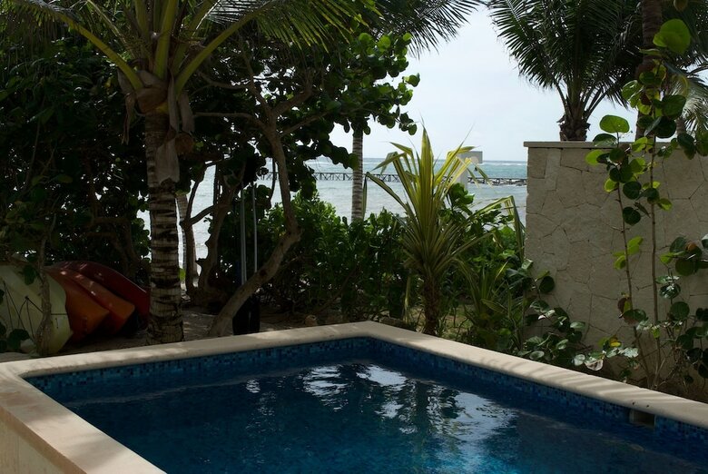 Casa Coral - Luxury Condos