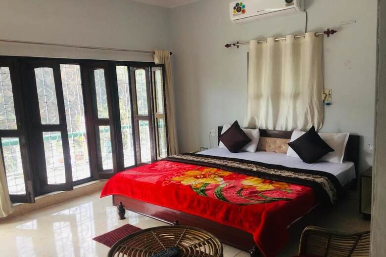Hotel Shangrila Resorts By Raatri