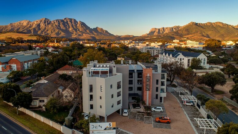 The Den Apartments By Cape Summer Villas