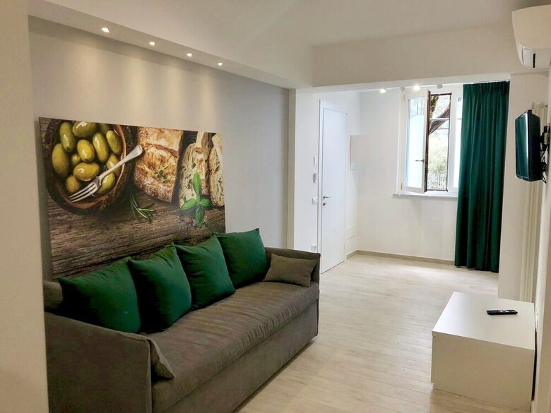 Hotel 'on Michele Guest House