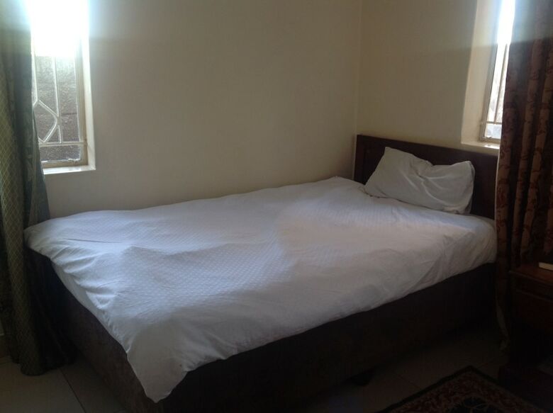 Posada Trench Town Lodge