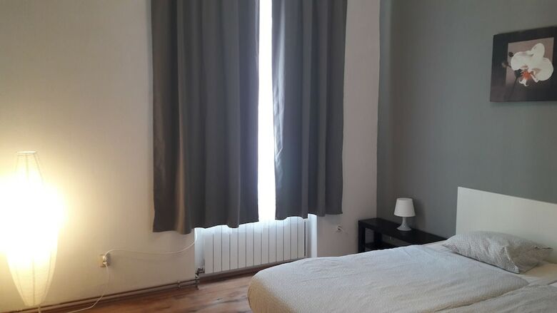 Km 0 Presidential Apartment