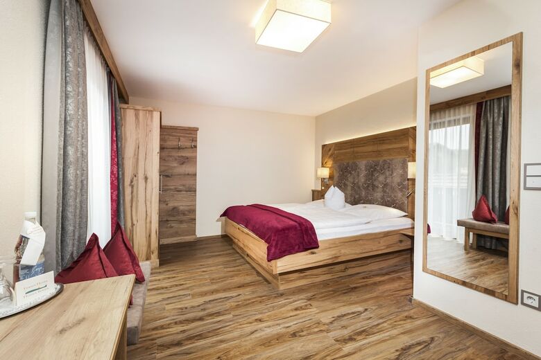 Ferienhotel Hohoenbogen