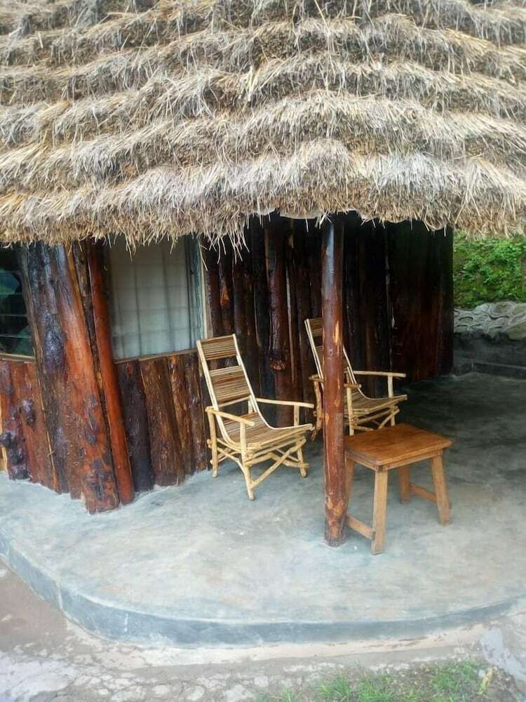 Hostal Lacam Lodge
