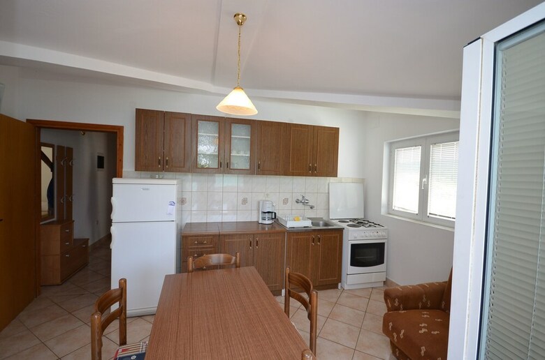 Apartments Zlatko