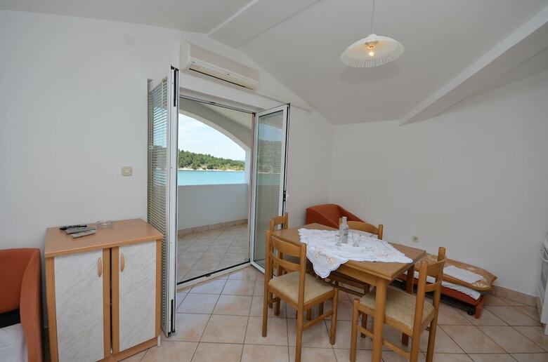 Apartments Zlatko