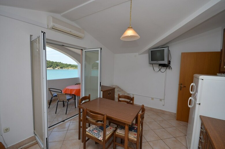 Apartments Zlatko