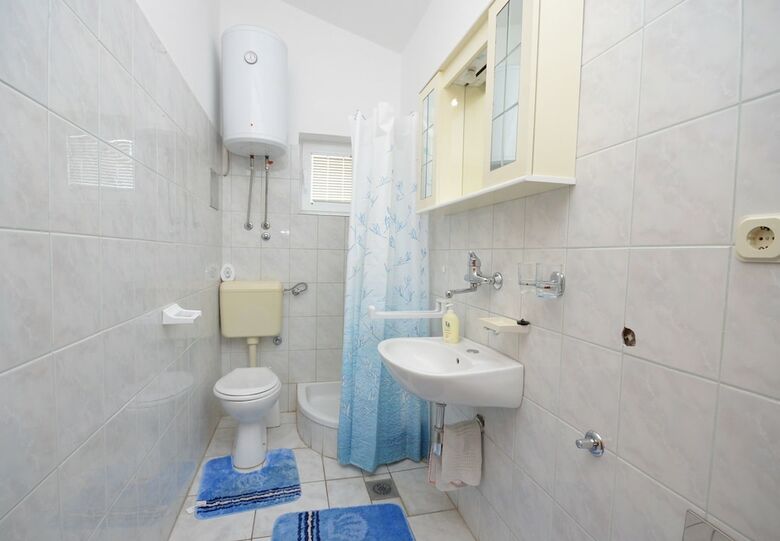 Apartments Zlatko