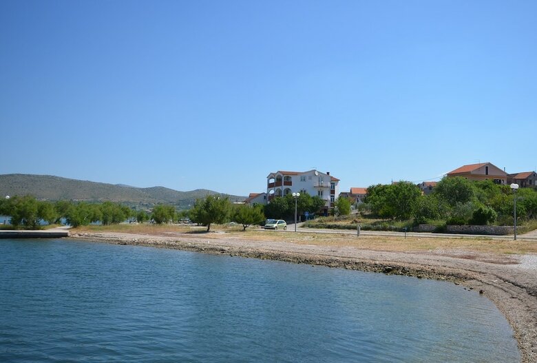 Apartments Zlatko