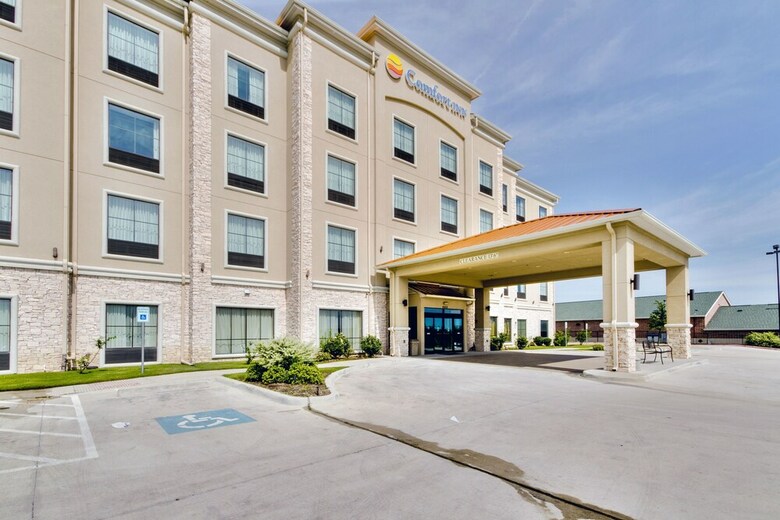 Hotel Comfort Inn & Suites