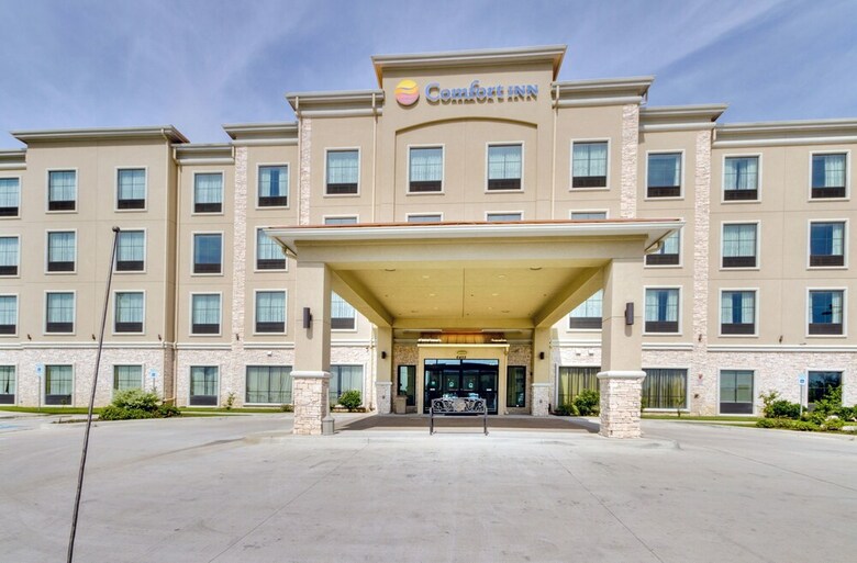 Hotel Comfort Inn & Suites