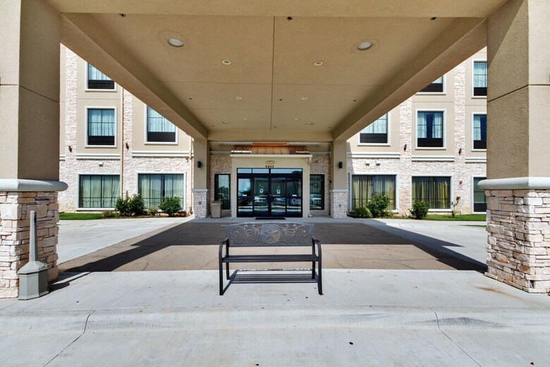 Hotel Comfort Inn & Suites