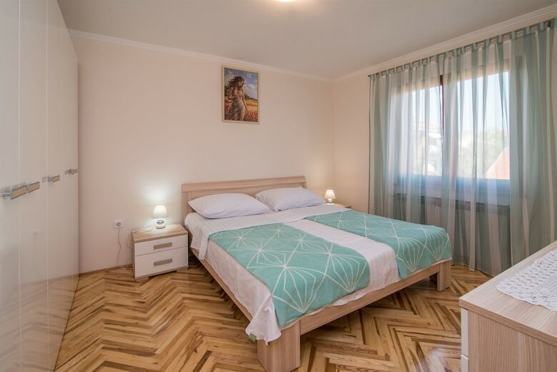 Apartment Slavko