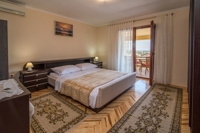 Apartment Slavko