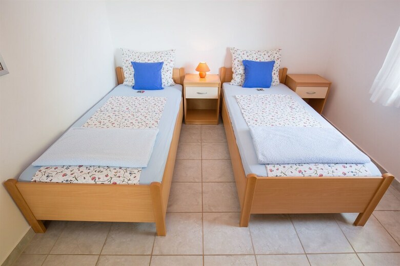 Apartments Raki?