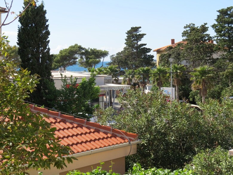 Apartment And Rooms Amenka