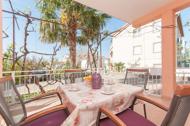 Apartments Ivica