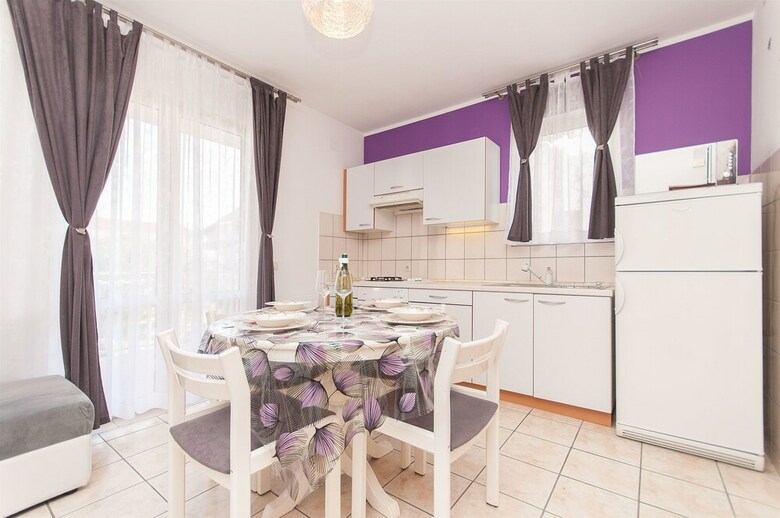 Apartments Ivica