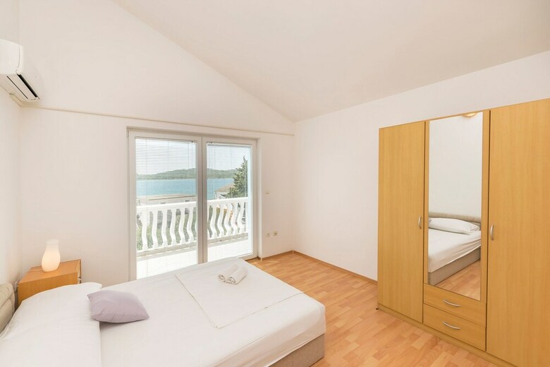 Apartments Rosanda