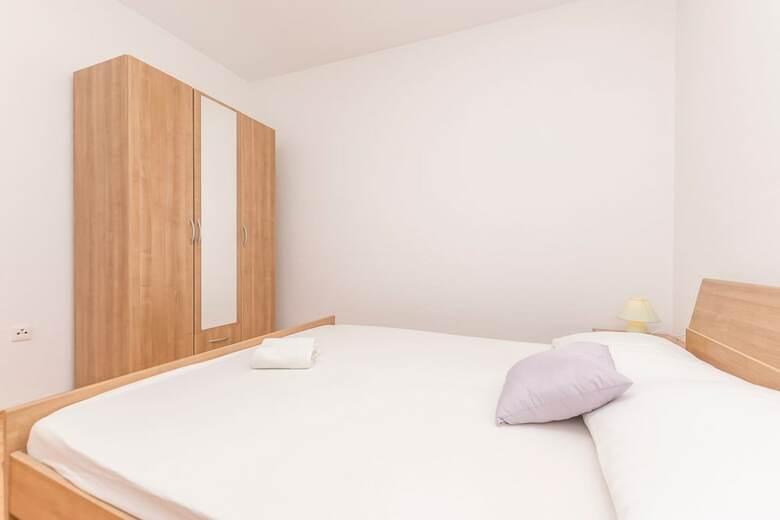 Apartments Rosanda