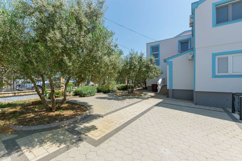 Apartments Rosanda