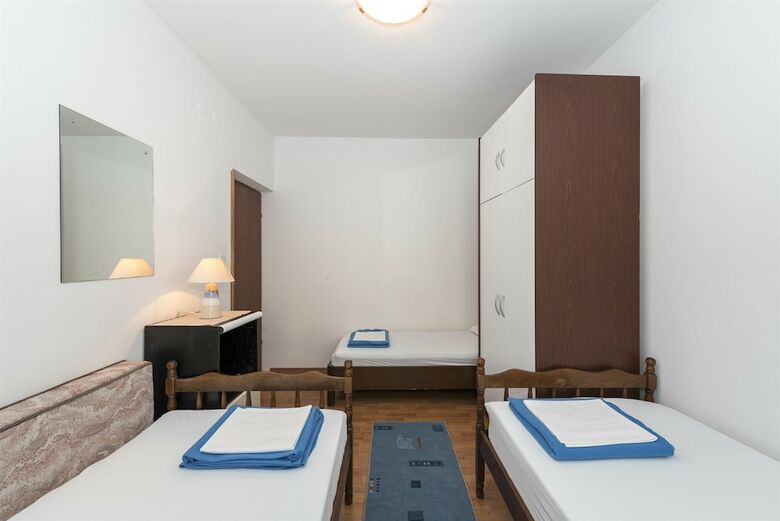 Apartments Tim