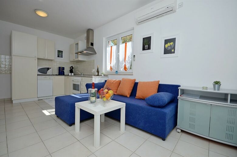 Apartments Danica