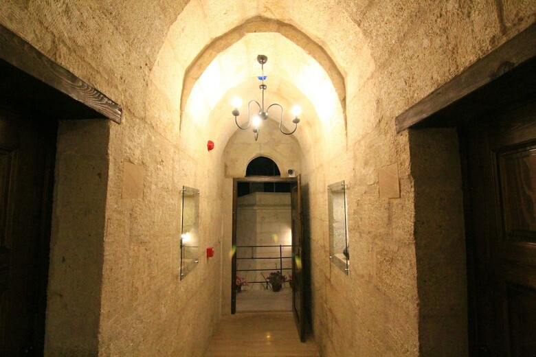Hotel Tafana Cave & Stone Lodge