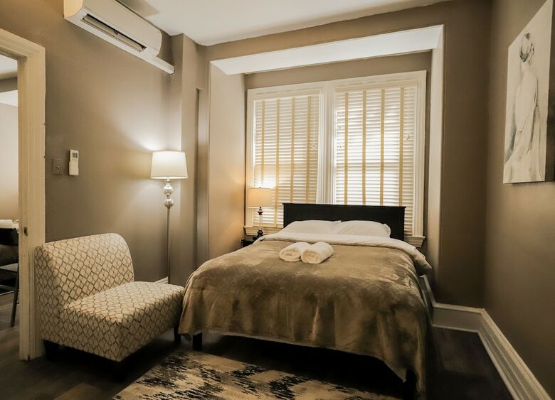 Midtown Suites
