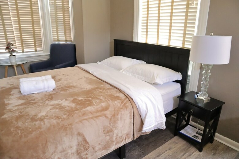 Midtown Suites
