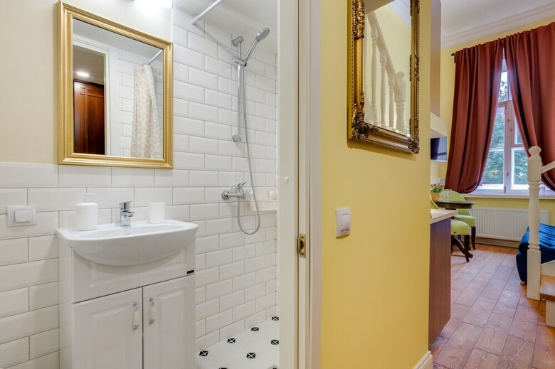 Colorspb Aparthotel Consular House