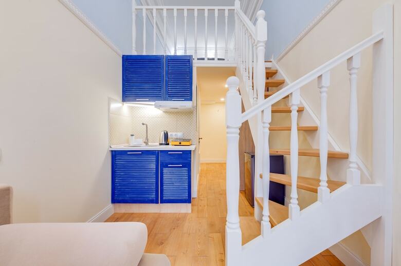 Colorspb Aparthotel Consular House