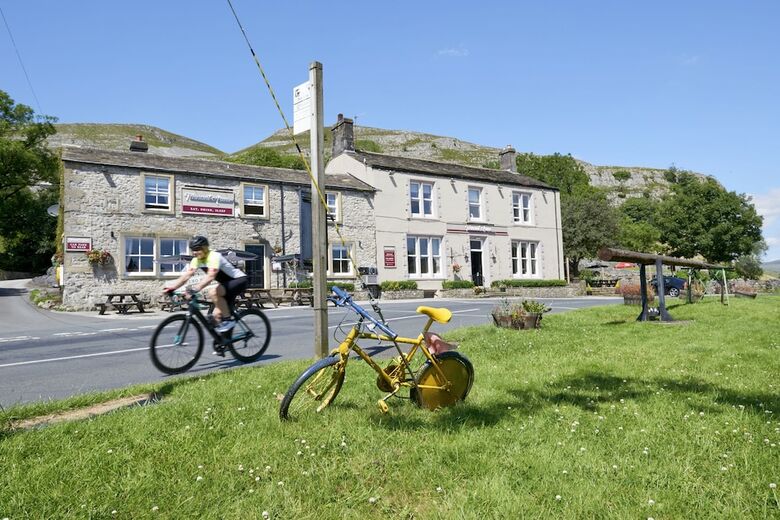 Tennant Arms Hotel