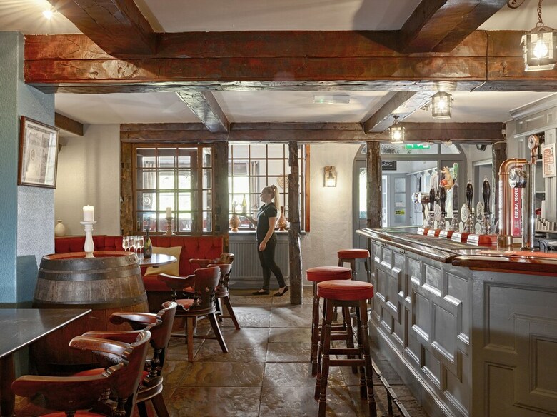 Tennant Arms Hotel