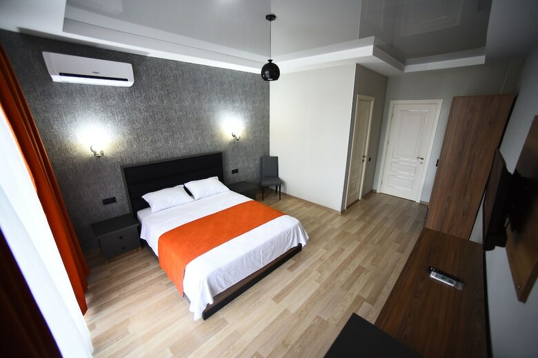 Hotel King's Town Gonio