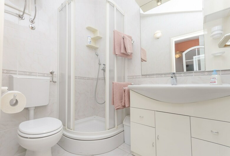 Apartments Gorana