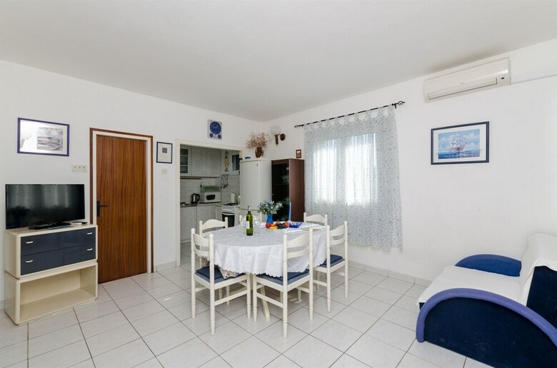 Apartments Hrvati?