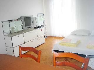 Apartments Luna